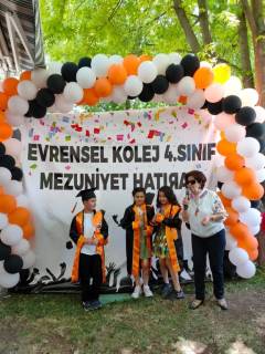 Evrensel Kolej